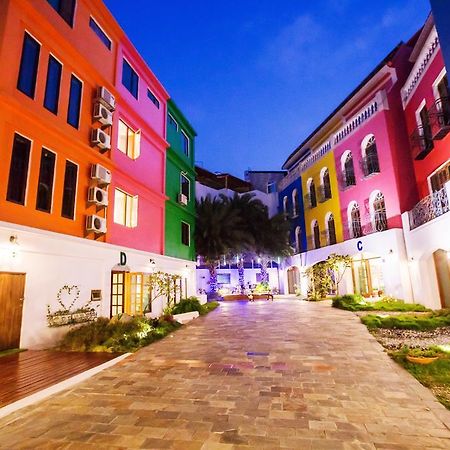 Rainbowtown Hotel Hualien City Exterior photo